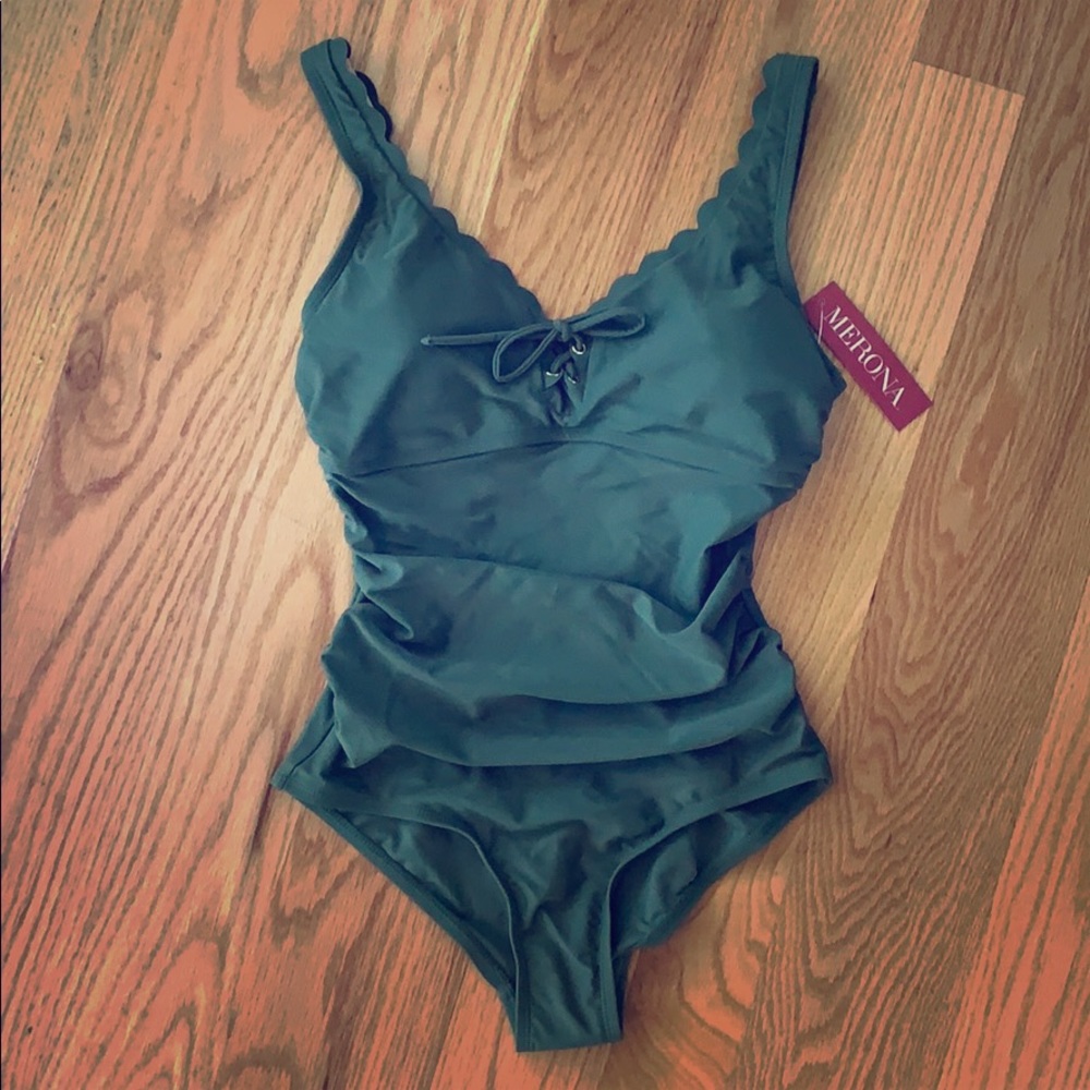 NWT 1-piece swimsuit olive scallop vneck wmn Small